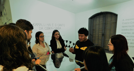 Visita de alunos da pós-graduação em Direito à exposição (30/09/19)